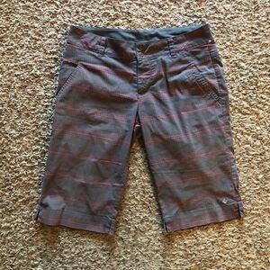 Columbia Plaid Performance Womens Bermuda Golf Shorts